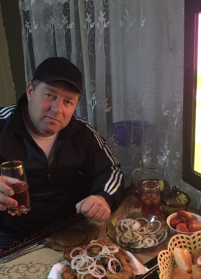 Руслан, 43, Россия, Новотитаровская