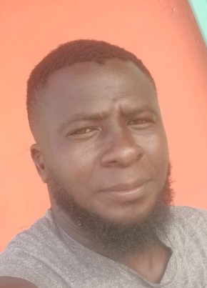 Badraliou из Abidjan 39 лет