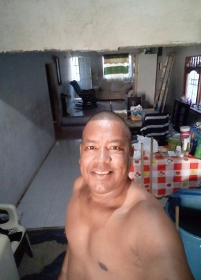 Erik Meza, 47, República de Colombia, Santa Marta