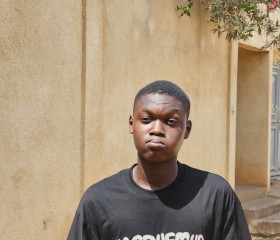 Max, 23 года, Lomé