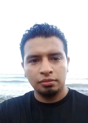 Juan Medina, 33, República de El Salvador, San Salvador