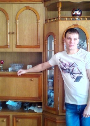 Павел, 41, Россия, Кондрово