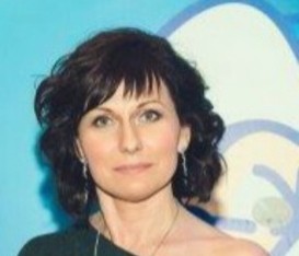 Oksana, 48, Saint Petersburg