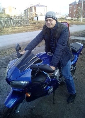 Олег, 35, Россия, Нурлат