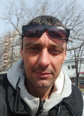 Сергей из Саратова 45 лет