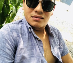 Jonathan  Zuñiga, 32, Ciudad de Villa de Alvarez