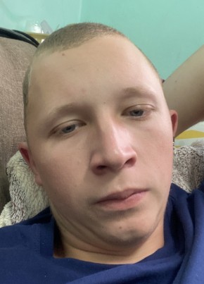 Кирилл из Бийска 19 лет