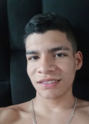 Estiven из Manizales 23 года