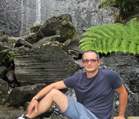 Aleksandr, 31, Brooklyn