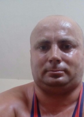 Виктор, 44, Россия, Геленджик