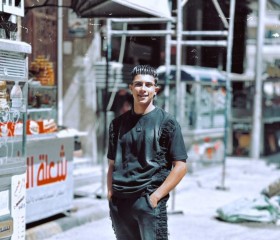 Mahmoud, 20, Tanda
