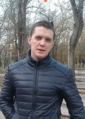 Артем, 34, Россия, Батайск