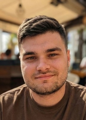 Андрей из Bălți 36 лет