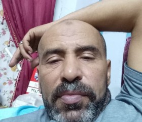 قلب ميت, 52, Cairo