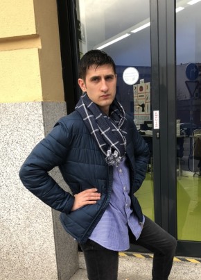 Roman, 34, Estado Español, La Villa y Corte de Madrid