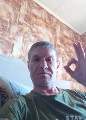 Юрий Стяжкин из Кургана 48 лет