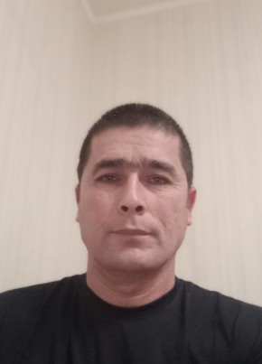 Далер из Абакана 49 лет