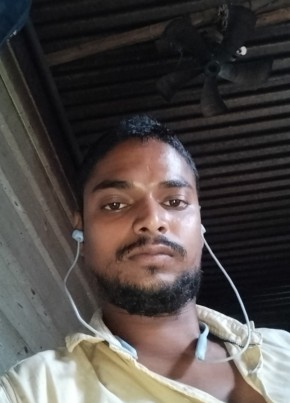 Niraj Kumar, 23, India, Delhi