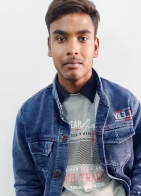 Harshit kashyap, 18, India, Pūranpur