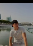 Luca, 23  , Berlin
