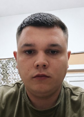 Илья из Брянска 22 года
