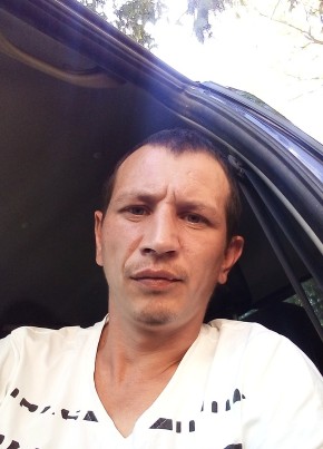 Леонид, 37, Россия, Безенчук