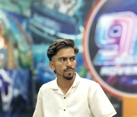 Rohan, 20, Sadiqabad