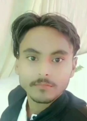 Naushad Khan, 22, India, Thāne