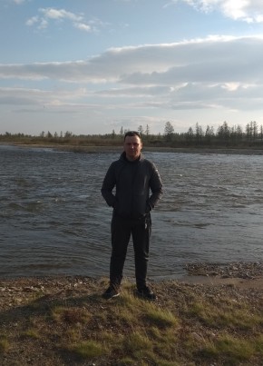Иван, 37, Россия, Лабытнанги