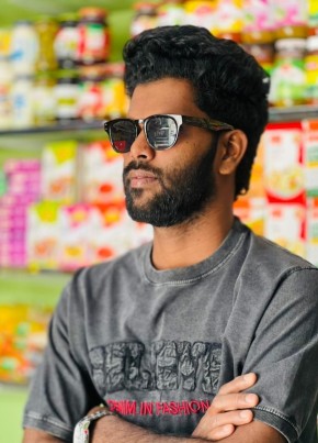 Rishi из اَلدَّوْحَة 26 лет