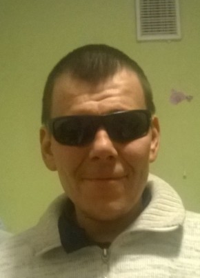 максим, 38, Россия, Новочебоксарск