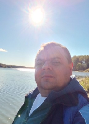 Виктор Лаптев из Иваново 42 года