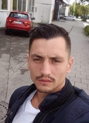 Florin, 31, Romania, București