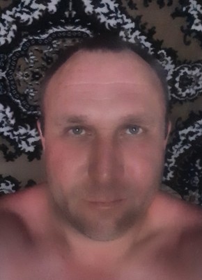 Павел из Саранска 44 года