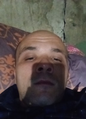 Максим, 31, Россия, Симферополь