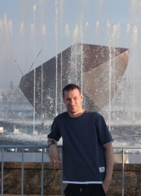 Роман из Магнитогорска 39 лет