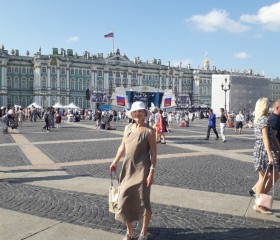 Ина, 55 лет, Санкт-Петербург
