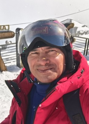 Алексей из Санкт-Петербурга 52 года