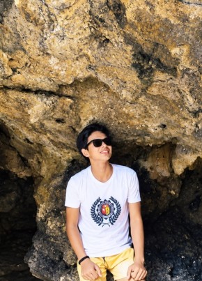 James из Cebu City 22 года