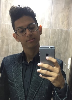 Bryan Diaz, 27, República del Ecuador, Eloy Alfaro