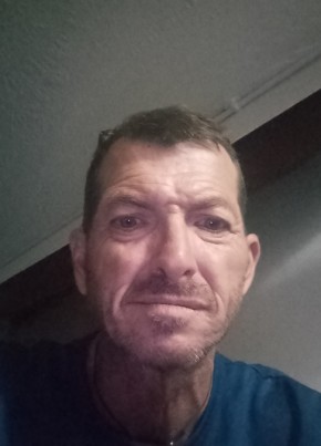 Gattino из Monserrato 46 лет