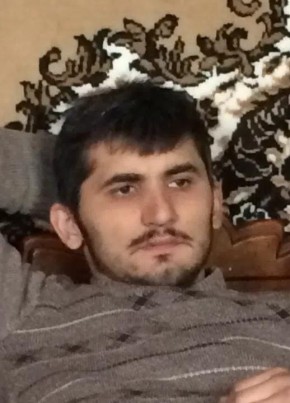 Ахмед Саламов из Bakı 33 года