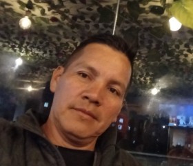 Javier, 42, Bogota