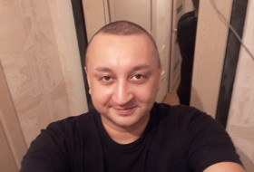 Mikhail, 47 - Just Me