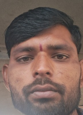 Raj, 18, India, Shegaon