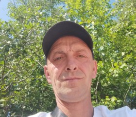 Sergey, 45, Vologda