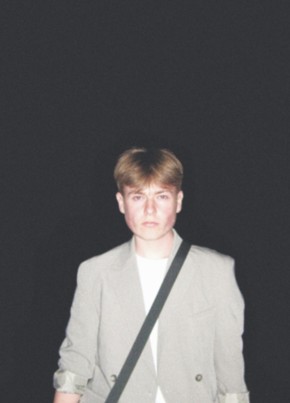 Даниил из Chişinău 18 лет