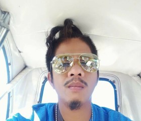 Nario Dela cruz, 18, Cabanatuan City