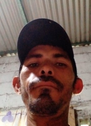 Carlos Santana A, 32, Estados Unidos Mexicanos, México Distrito Federal
