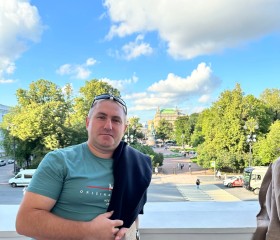 Aleksey, 42, Kronshtadt